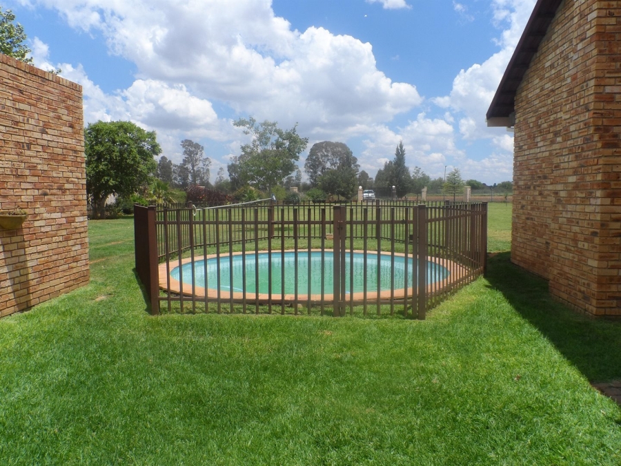 4 Bedroom Property for Sale in Bainsvlei Free State